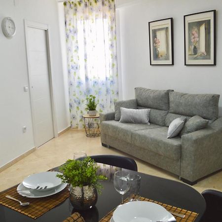 Apartamento Adriana. Céntrico, a 50m de la playa. Fuengirola Exterior foto