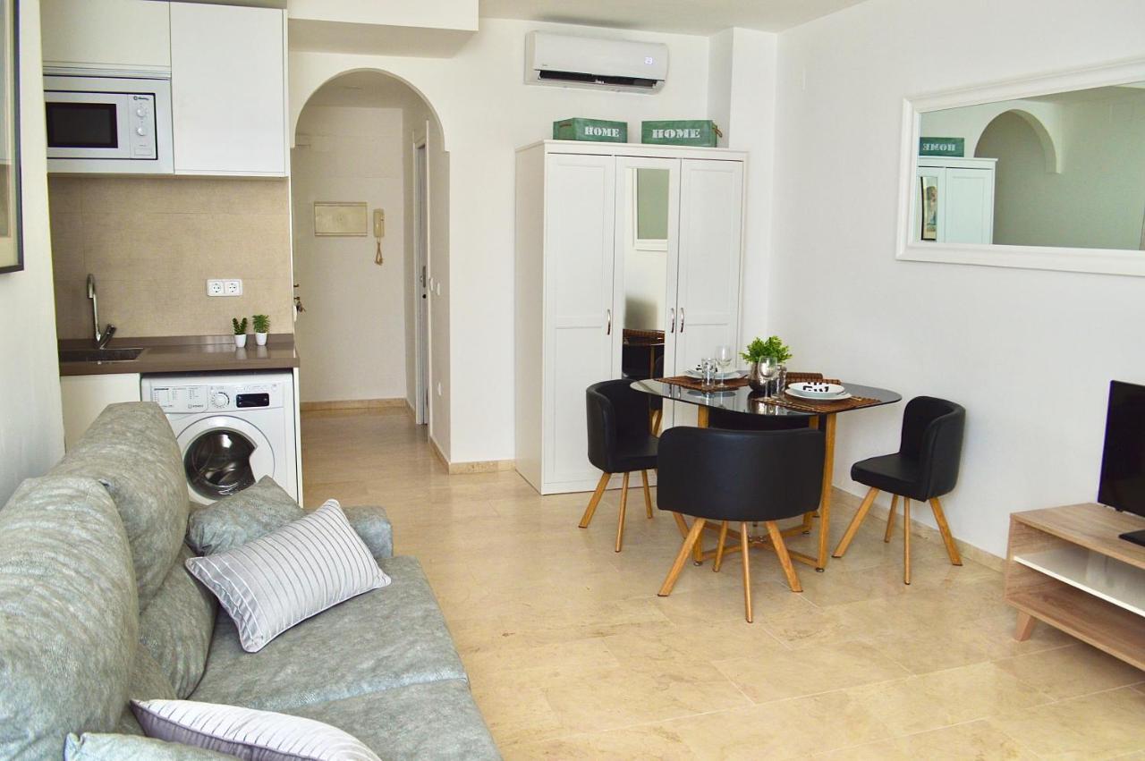 Apartamento Adriana. Céntrico, a 50m de la playa. Fuengirola Exterior foto