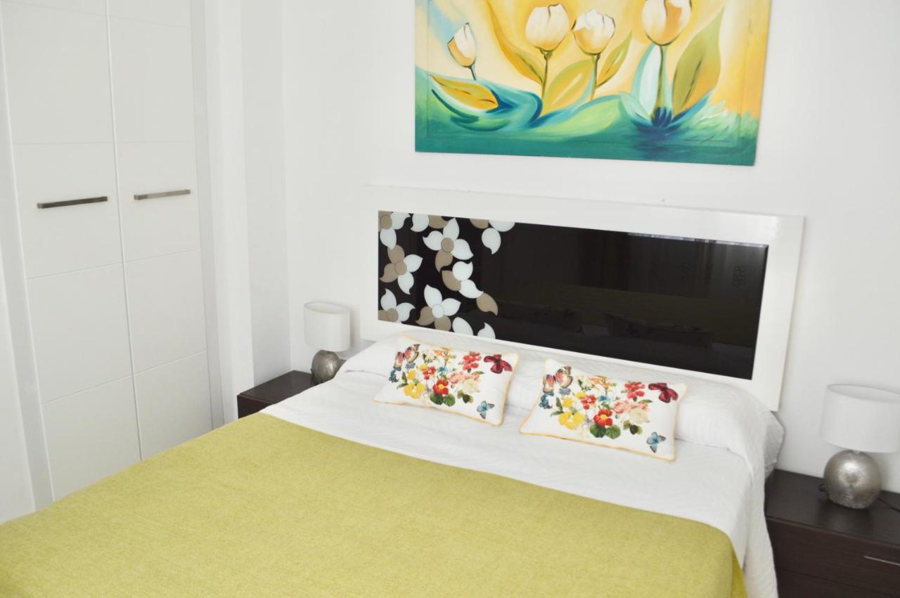 Apartamento Adriana. Céntrico, a 50m de la playa. Fuengirola Exterior foto